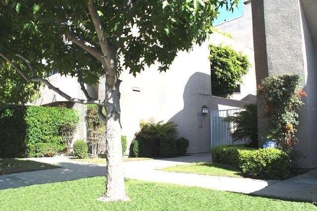 Highly desirable Bridgecreek Villa's in Seal Beach