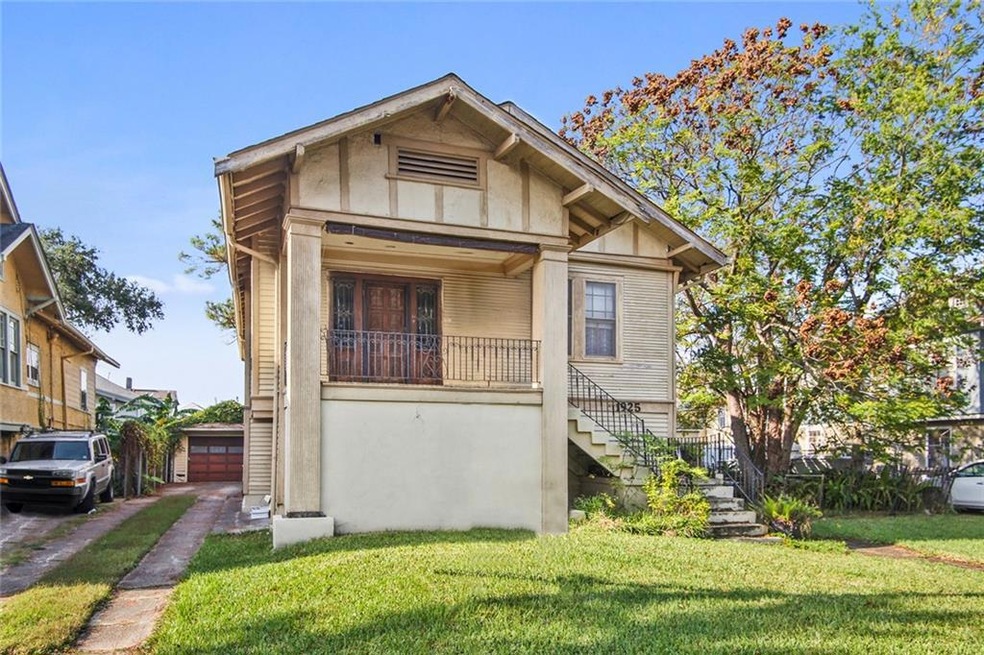 Large Broadmoor home with one car detached garage