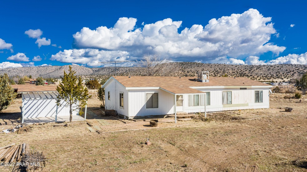 450 W Eleanor Rd, Paulden, AZ 86334 - photo 1