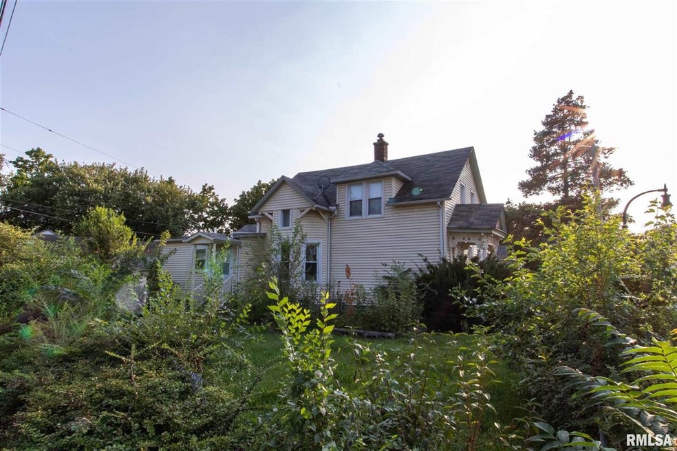 1320 7th Ave, Rock Island, IL 61201 - photo 1