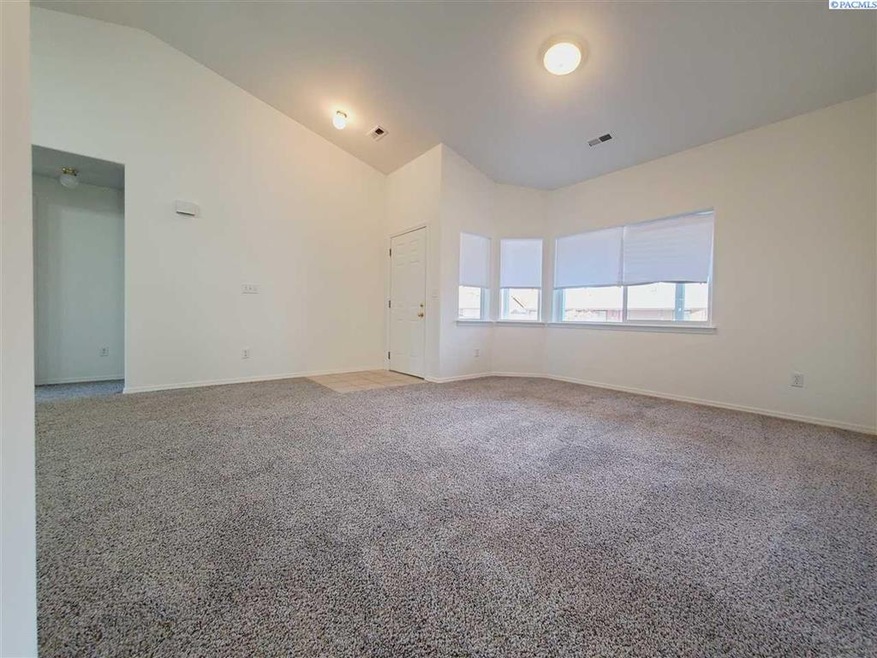 534 S Perry Ct, Kennewick, WA 99336 - photo 1