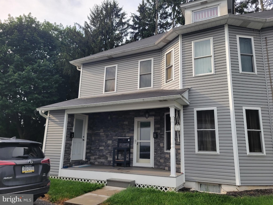 733 Nazareth Pike, Nazareth, PA 18064 - photo 1