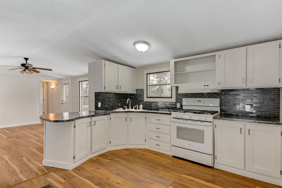 609 River St unit 37, Castleton, VT 05735 - photo 1