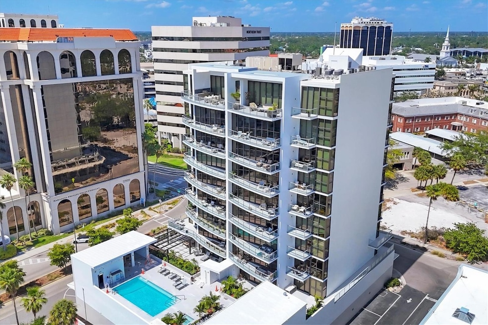 300 S Pineapple Ave unit 302, Sarasota, FL 34236 - photo 1