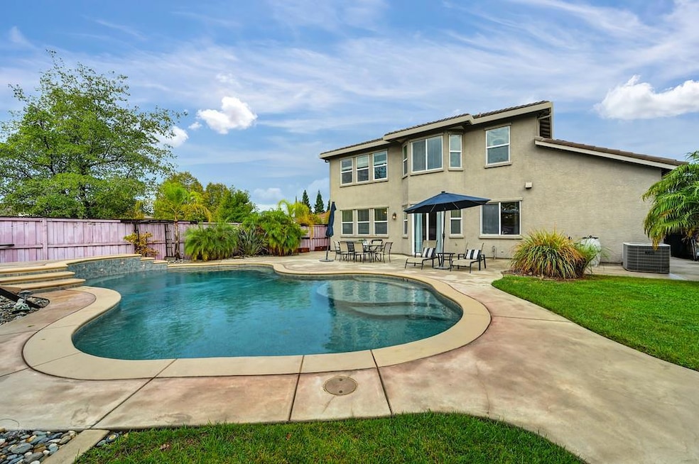 10930 Viano Ct, Rancho Cordova, CA 95670 - photo 1