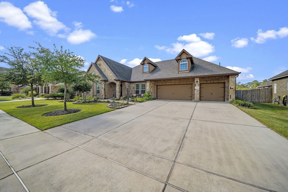 22819 Shieldhall Ln, Tomball, TX 77375 - photo 1