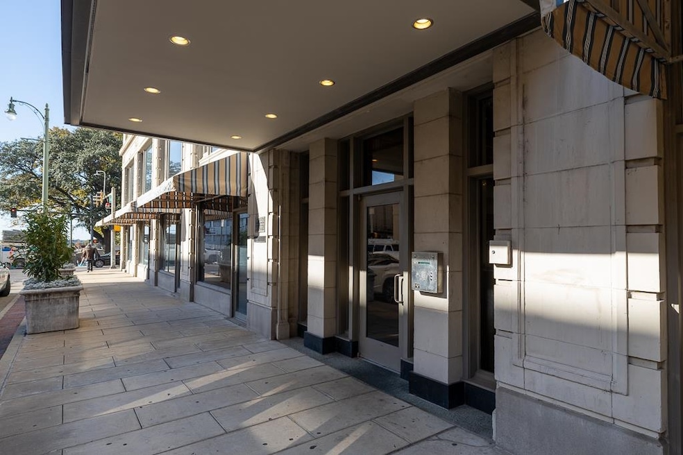 The Shrine Building unit 504, Memphis, TN 38103 - photo 1