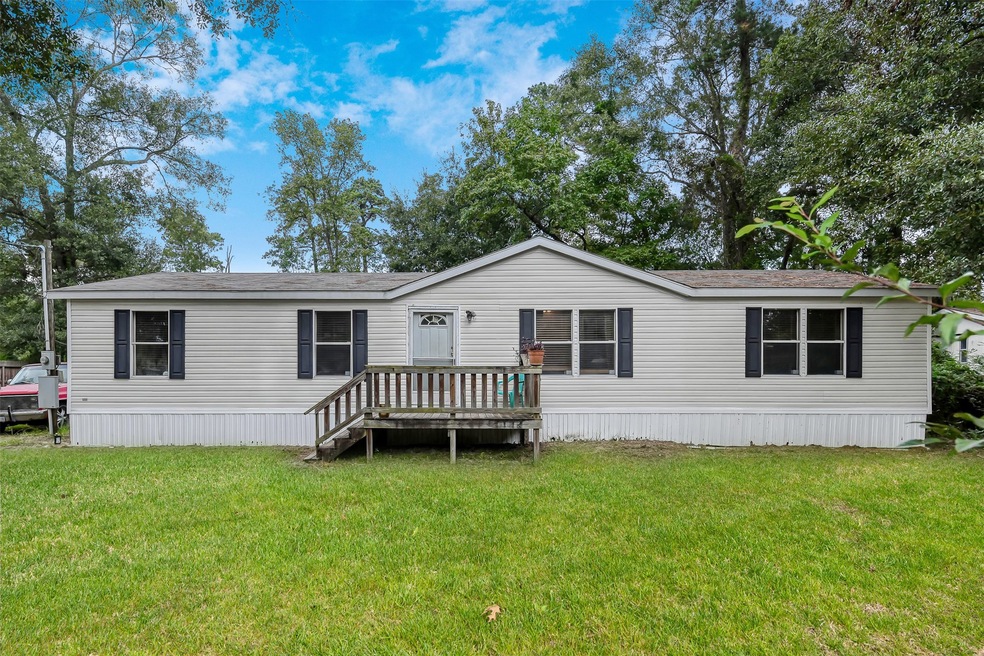 16887 Valley Ln, Conroe, TX 77306 - photo 1