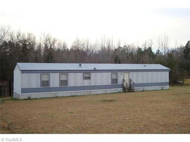 2759 Bethel Lucas Rd, Asheboro, NC 27205 - photo 1