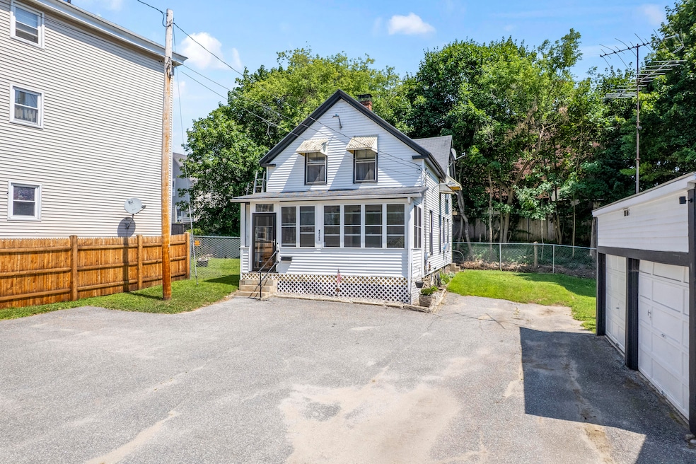 177 Oak St unit R, Lewiston, ME 04240 - photo 1