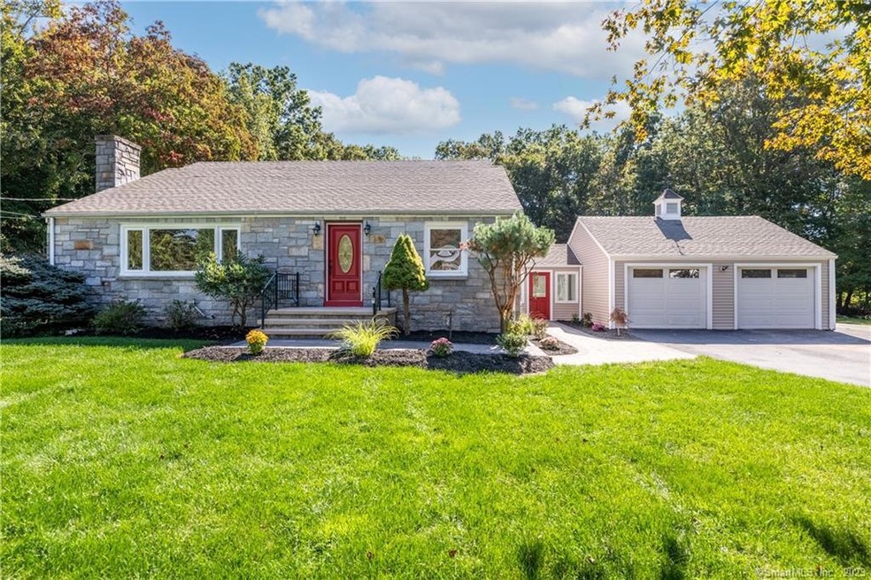 40 Rolling Ridge Rd, Orange, CT 06477 - photo 1