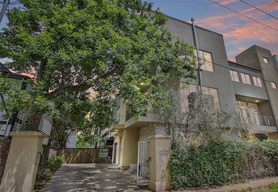 Sold • Co-Listing Agent