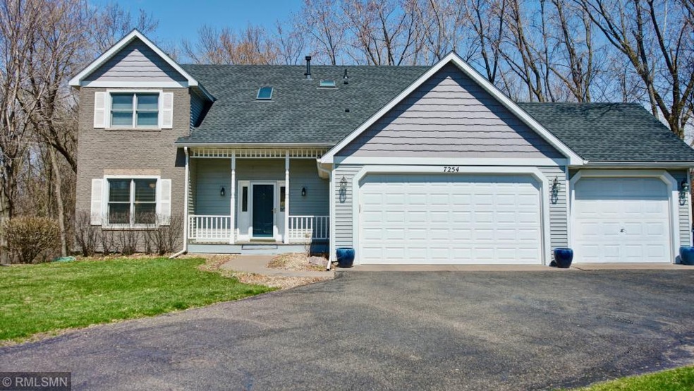 You may fall in love with this beautiful home! Gre