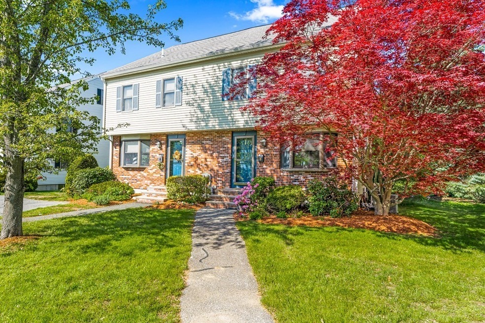 211 Pine St unit 211B, Danvers, MA 01923 - photo 1