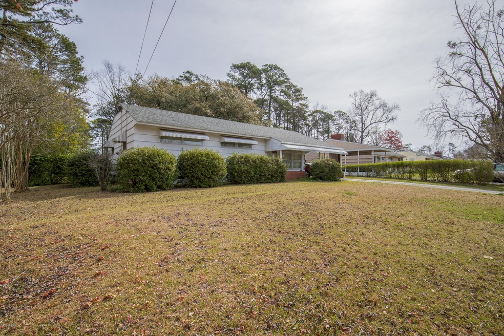 506 Dogwood Ln, Jacksonville, NC 28540 - photo 1