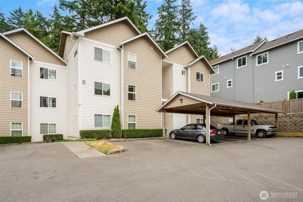 5809 Highway Place unit B304, Everett, WA 98203 - photo 1