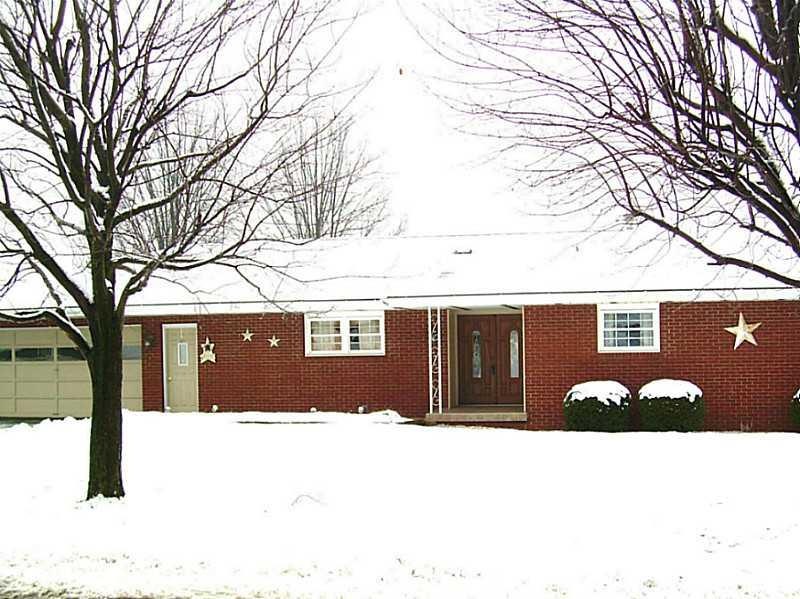 2665 Shelly Dr, Indiana, PA 15701 - photo 1