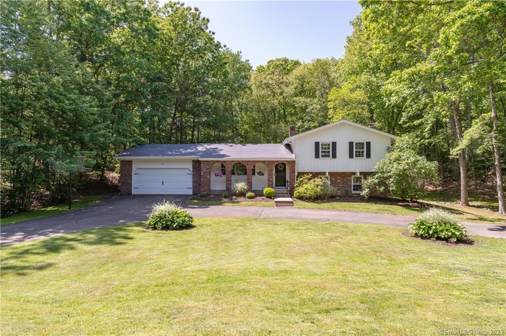 50 Grist Mill Cir, Guilford, CT 06437 - photo 1