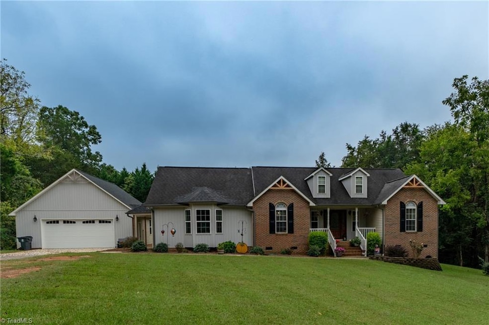 Sold $420,000 • Co-Listing Agent