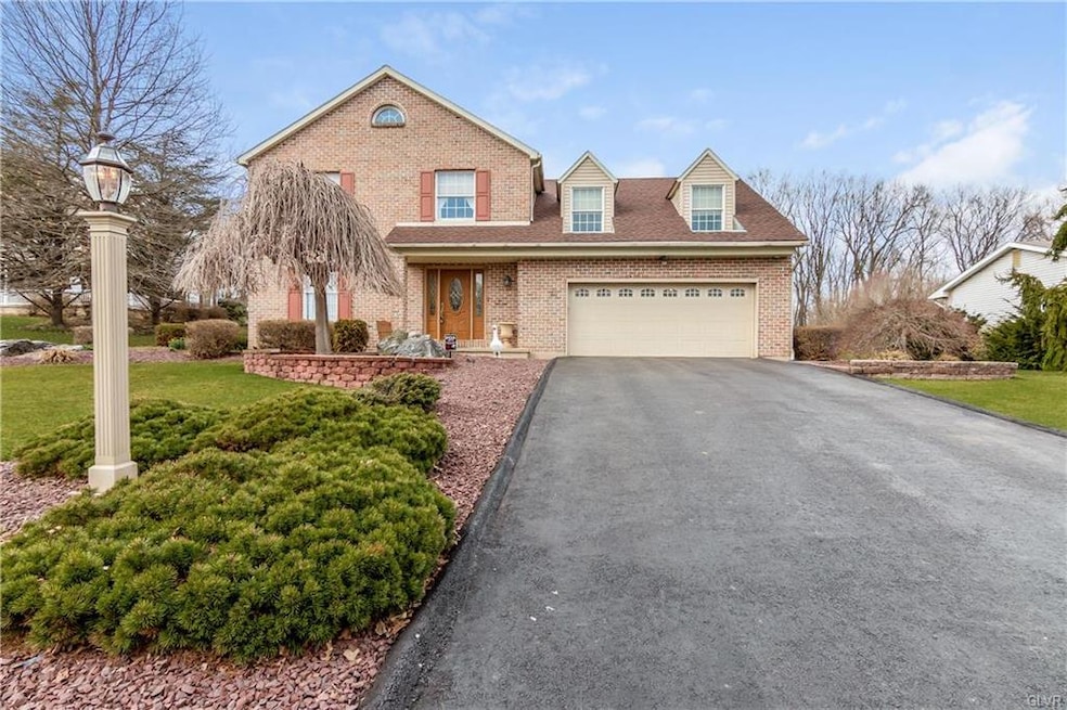 807 American General Dr, Easton, PA 18040 - photo 1