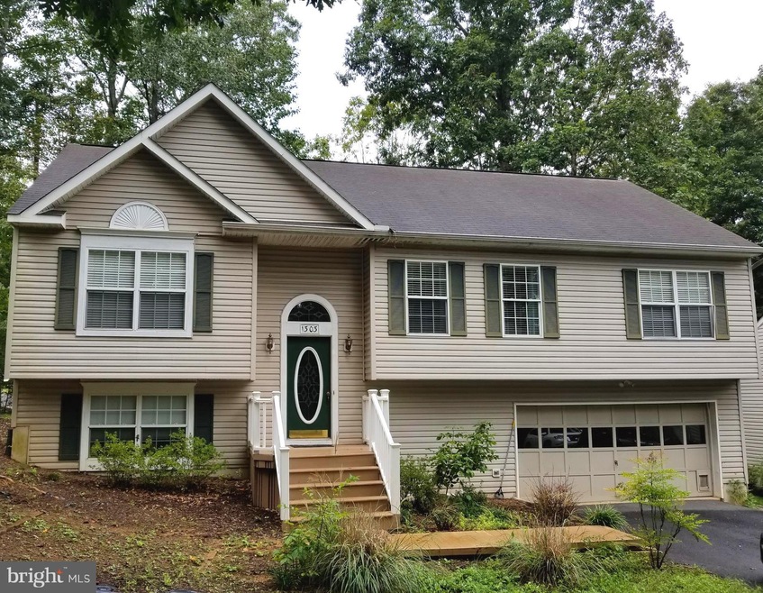 1303 Eastover Pkwy, Locust Grove, VA 22508 - photo 1