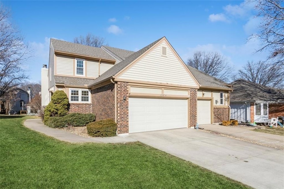 10574 Century Ln, Lenexa, KS 66215 - photo 1