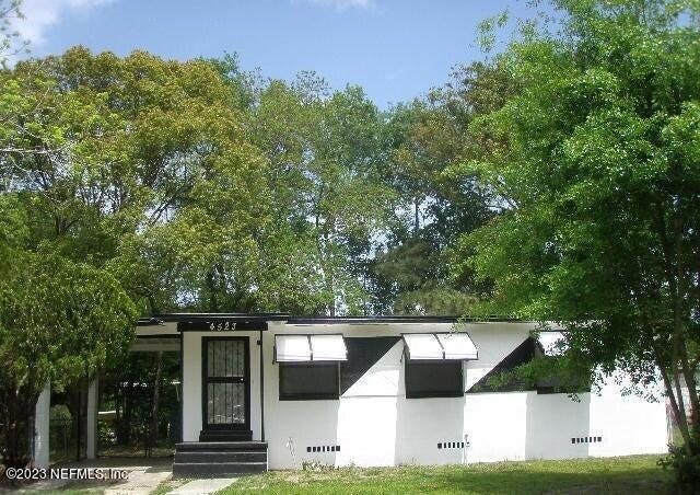 Trenton front view