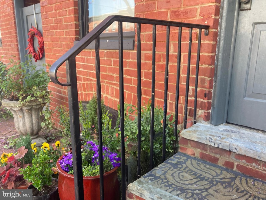 214 E 6th St unit 214A, Frederick, MD 21701 - photo 1