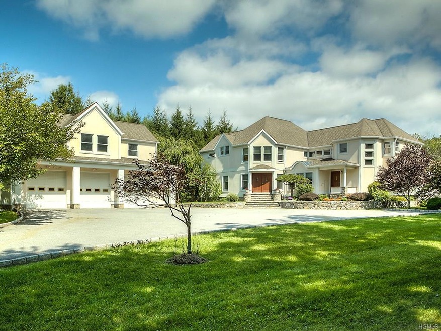 82 Carriage Hill Rd, Brewster, NY 10509 - photo 1