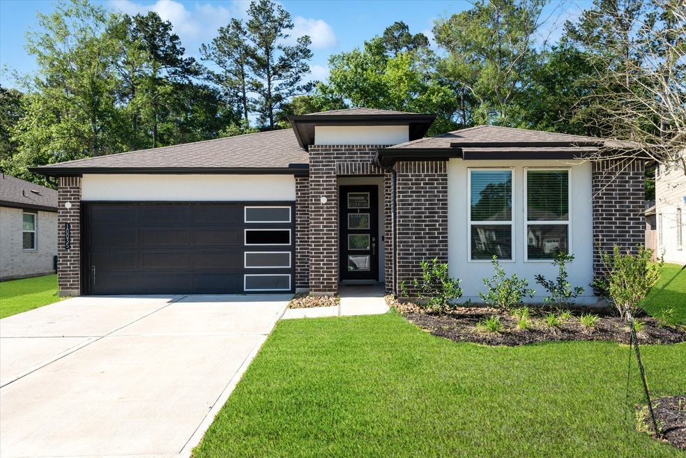 10035 Angelina Woods Ln, Conroe, TX 77384 - photo 1