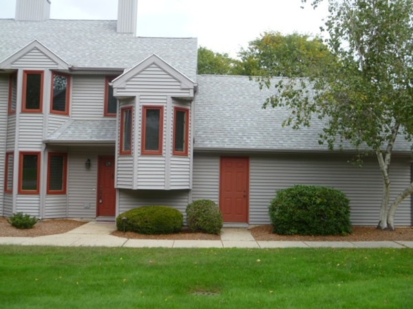 10 Baldwin Ln, Amherst, MA 01002 - photo 1