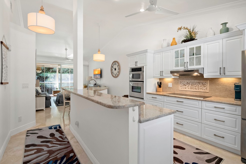 02-326 Bradstrom Cir F203 Naples FL-5