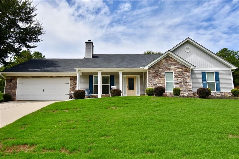 585 Matt Ln, Bethlehem, GA 30620 - photo 1