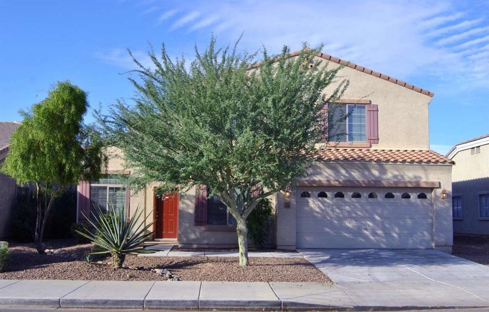 Beautifully Landscaped Front  Yard
