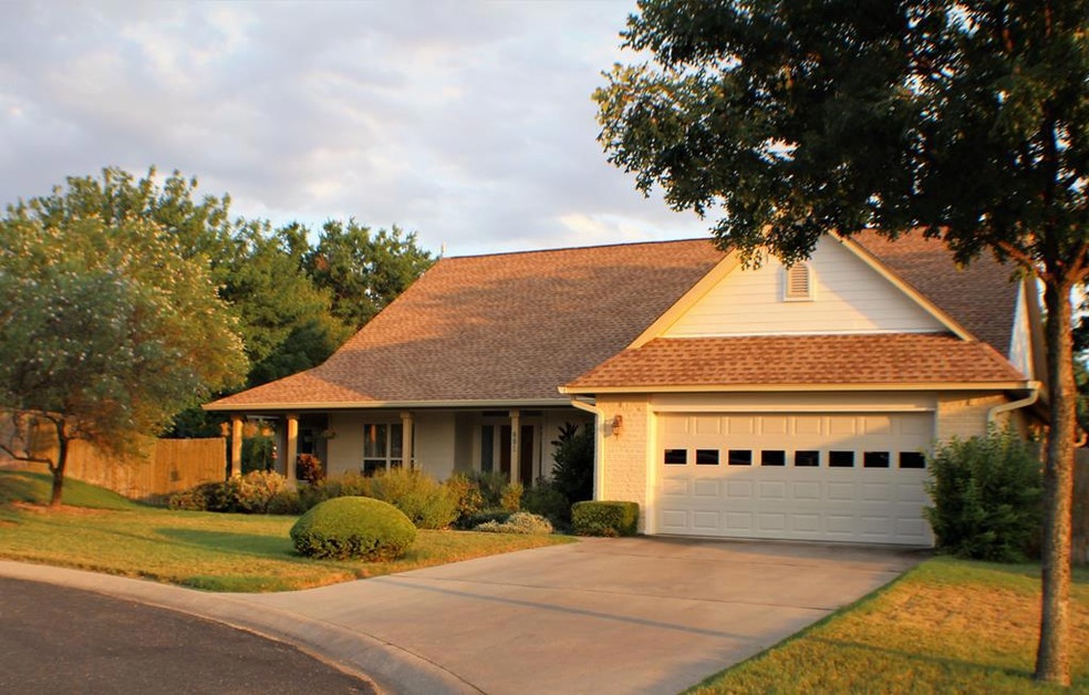 601 Lupine Ln, Fredericksburg, TX 78624 - photo 1