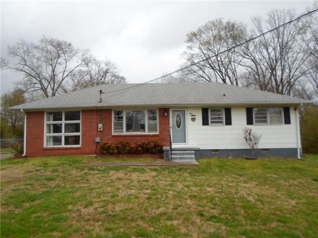 1413 Birch St, Shelbyville, TN 37160 - photo 1