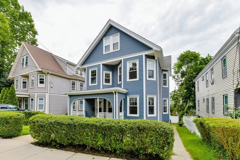 652 South St unit 1, Roslindale, MA 02131 - photo 1