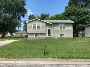 111 S Walnut