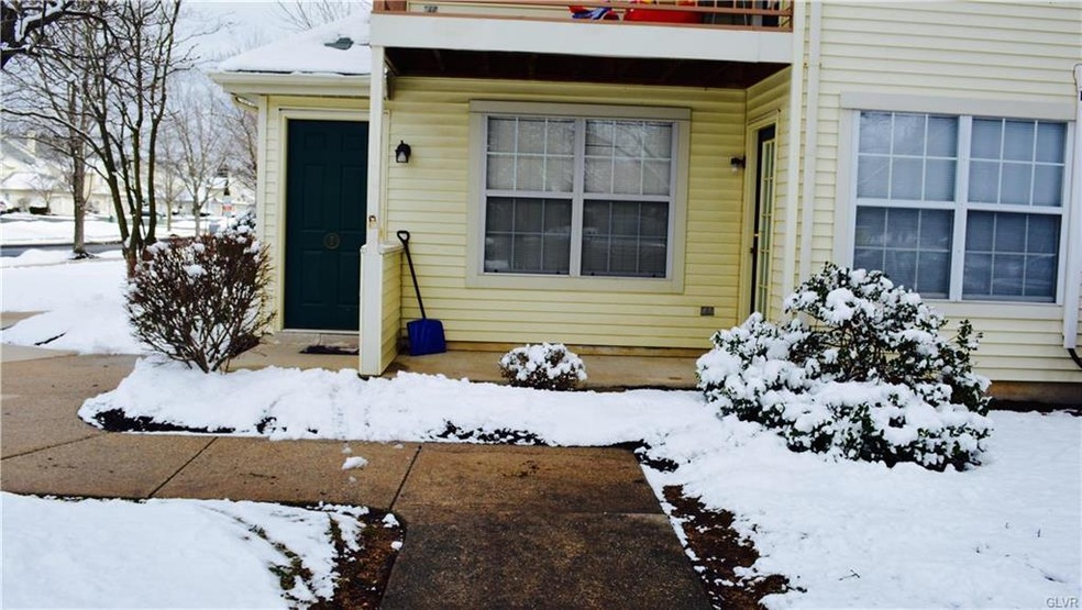 7359 Sauerkraut Ln unit T, Macungie, PA 18062 - photo 1