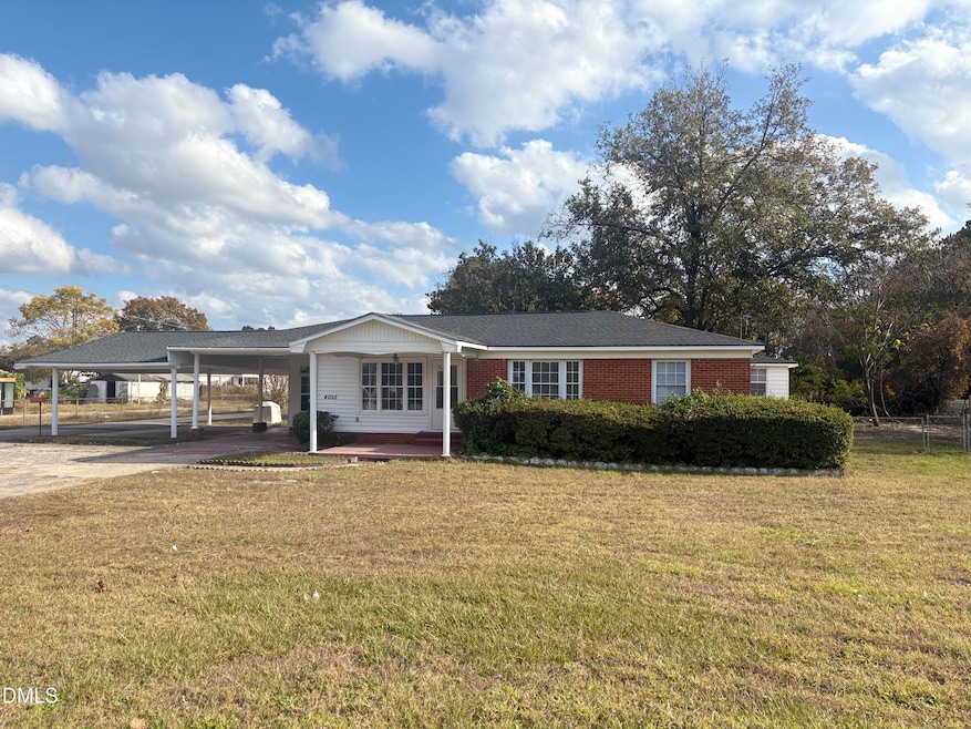 4055 Camden Rd, Fayetteville, NC 28306 - photo 1