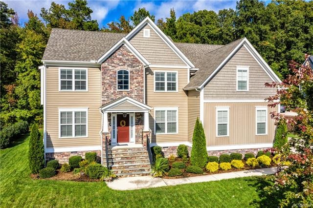 Beautifully positioned on private cul-de-sac lot! 
