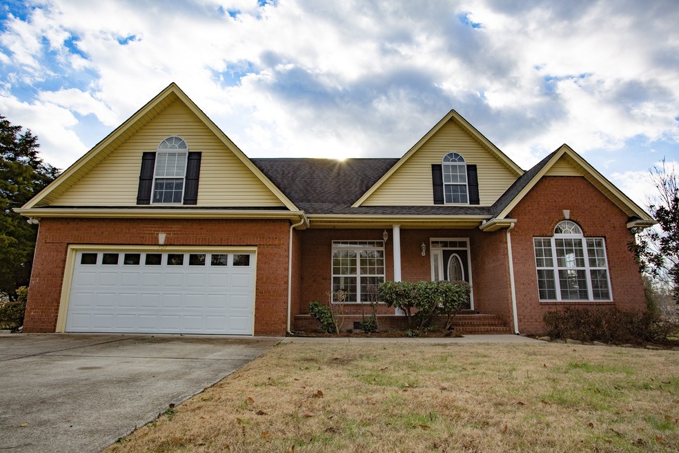 101 Brooklyn Cir, Shelbyville, TN 37160 - photo 1