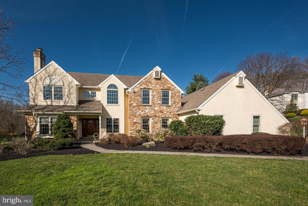 16 Fox Ridge Dr, Malvern, PA 19355 - photo 1