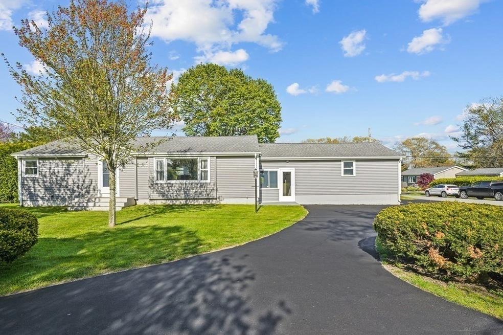 8 Bill St, Westport, MA 02790 - photo 1