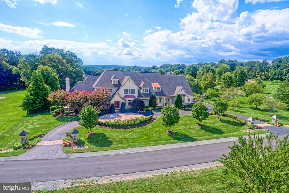 19631 Greenham Dr, Leesburg, VA 20175 - photo 1