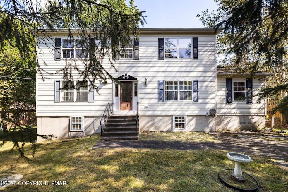 9839 Deerwood Dr, Tobyhanna, PA 18466 - photo 1