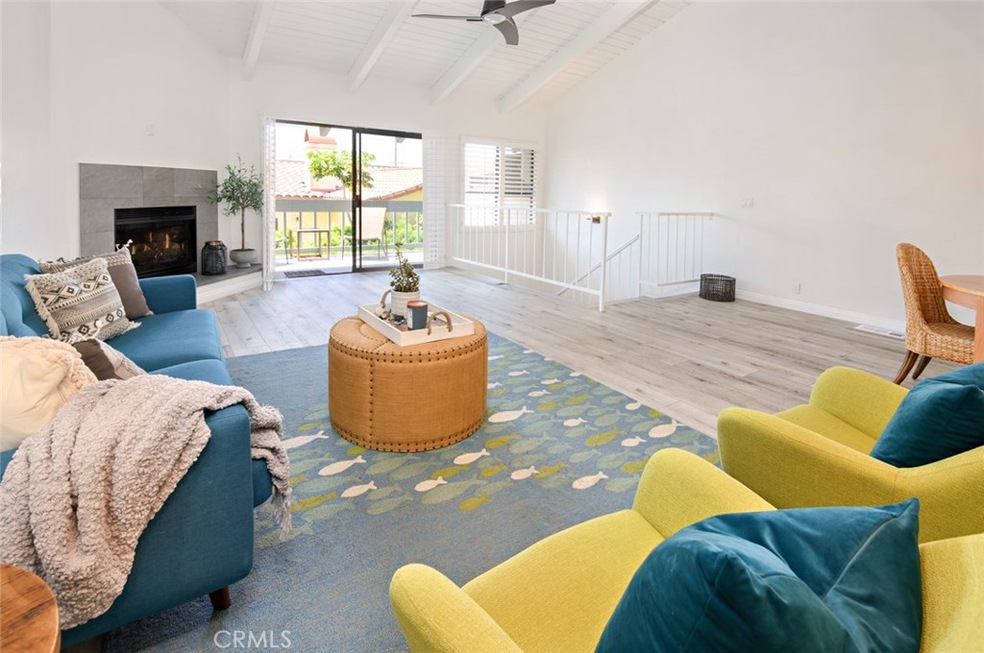 2106 Vanderbilt Ln unit D, Redondo Beach, CA 90278 - photo 1