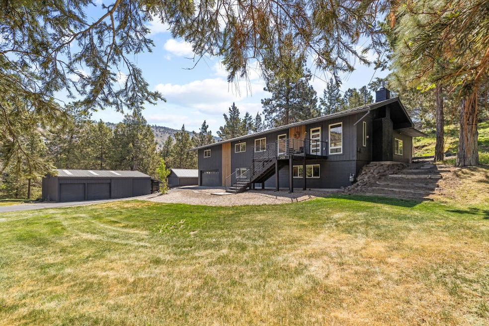 2426PineGroveRd-47