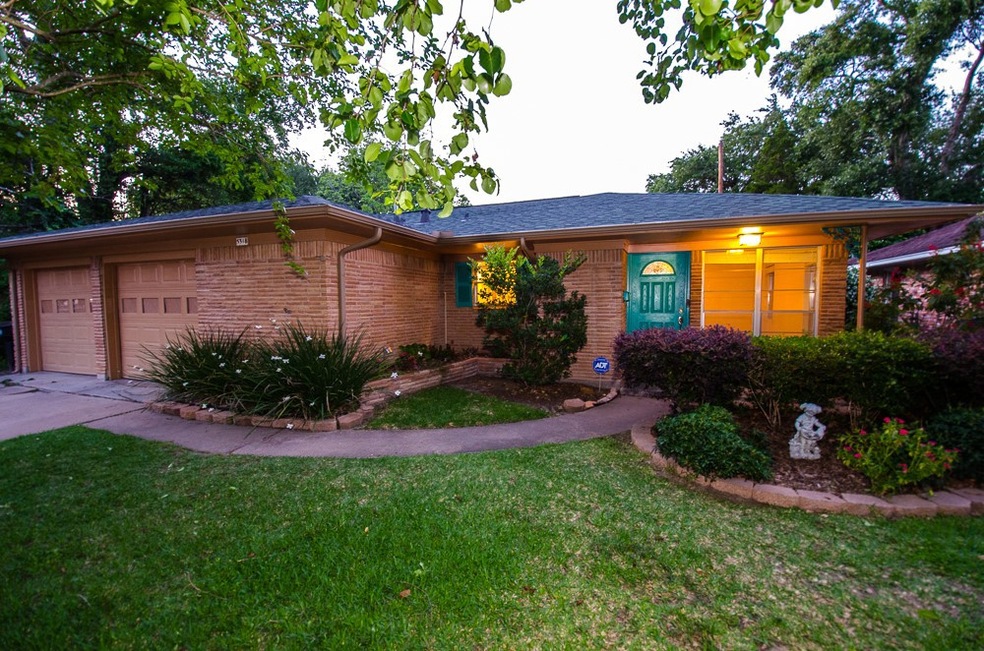5318 De Milo Dr, Houston, TX 77092 - photo 1