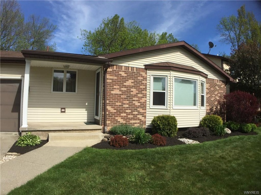 1159 Doebler Dr, North Tonawanda, NY 14120 - photo 1